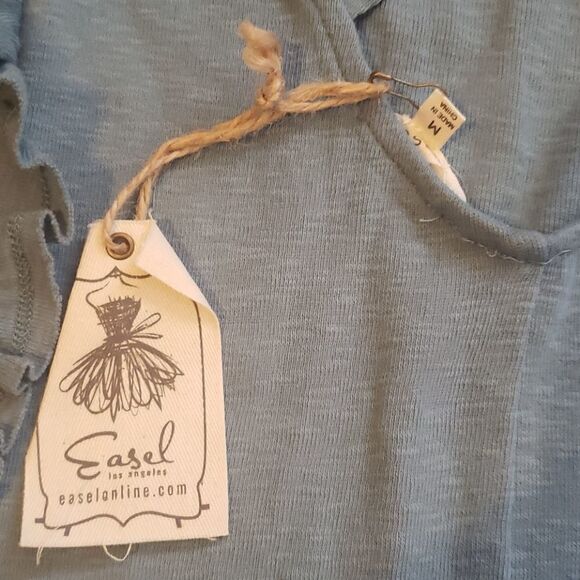 Easel Los Angeles Womens Blue Short Sleeve Cold Shoulder Top Size Medium NEW - Picture 3 of 4